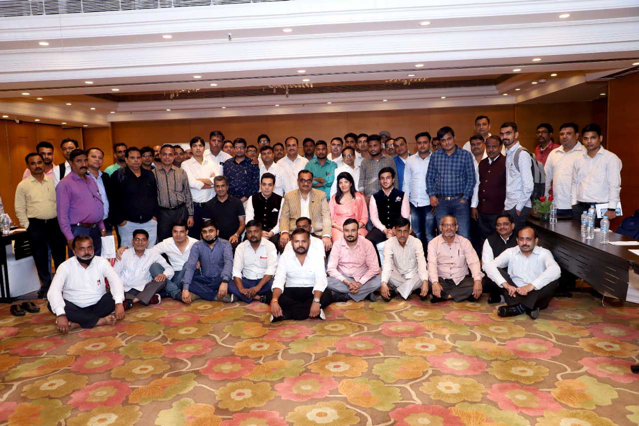 Mehta Transport Team